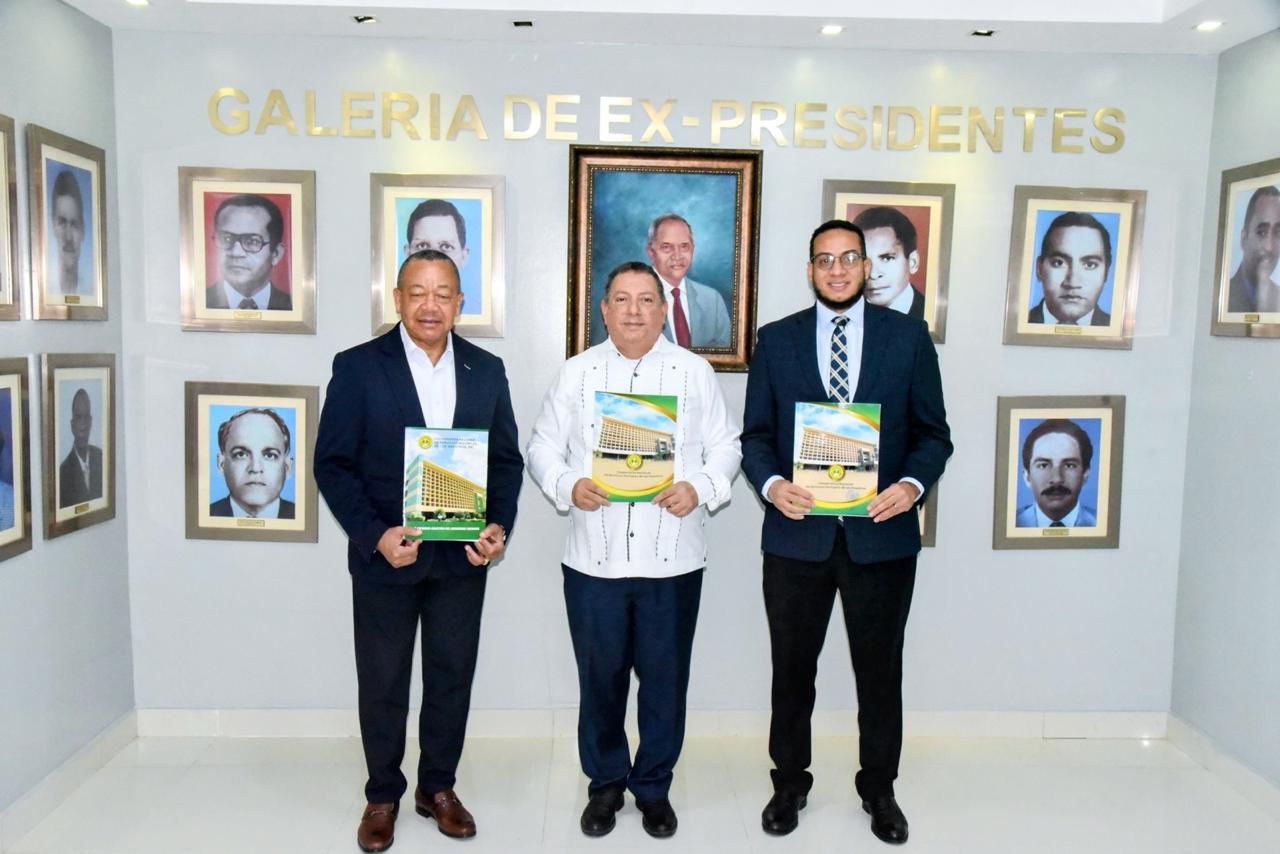 UNEFA y COOPNAMA firman alianza para abrir más oportunidades de educación superior a la familia magisterial