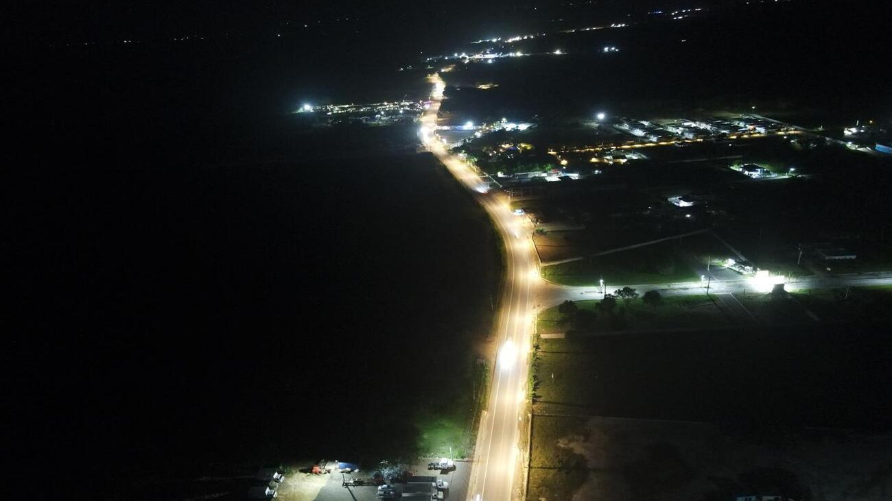 Edeeste ilumina principal acceso a Higüey con inversión superior a RD 8.2 millones Edeeste ilumina principal acceso a Higüey con inversión superior a RD 8.2 millones