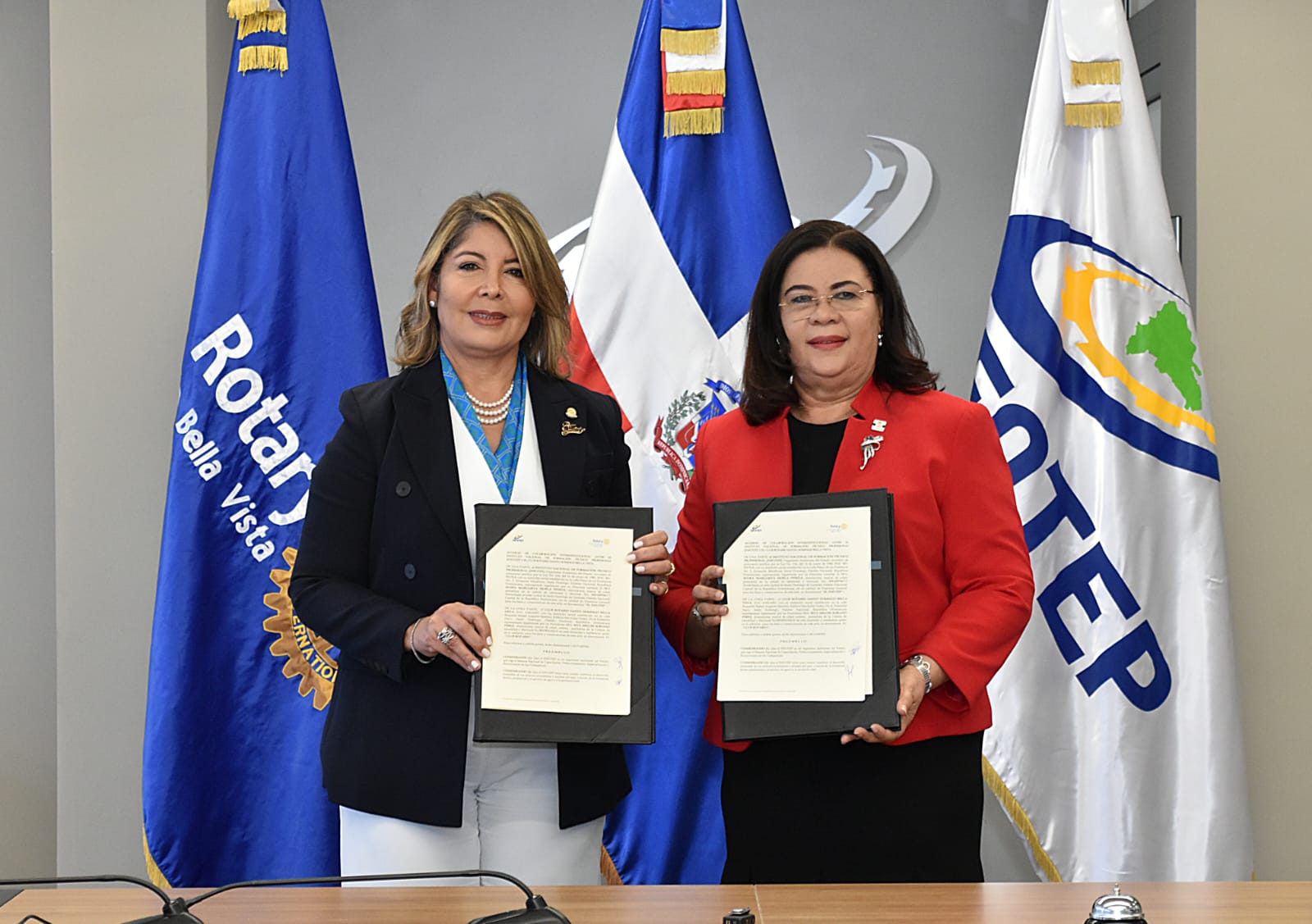 Rotary Club Santo Domingo Bella Vista E INFOTEP firman acuerdo