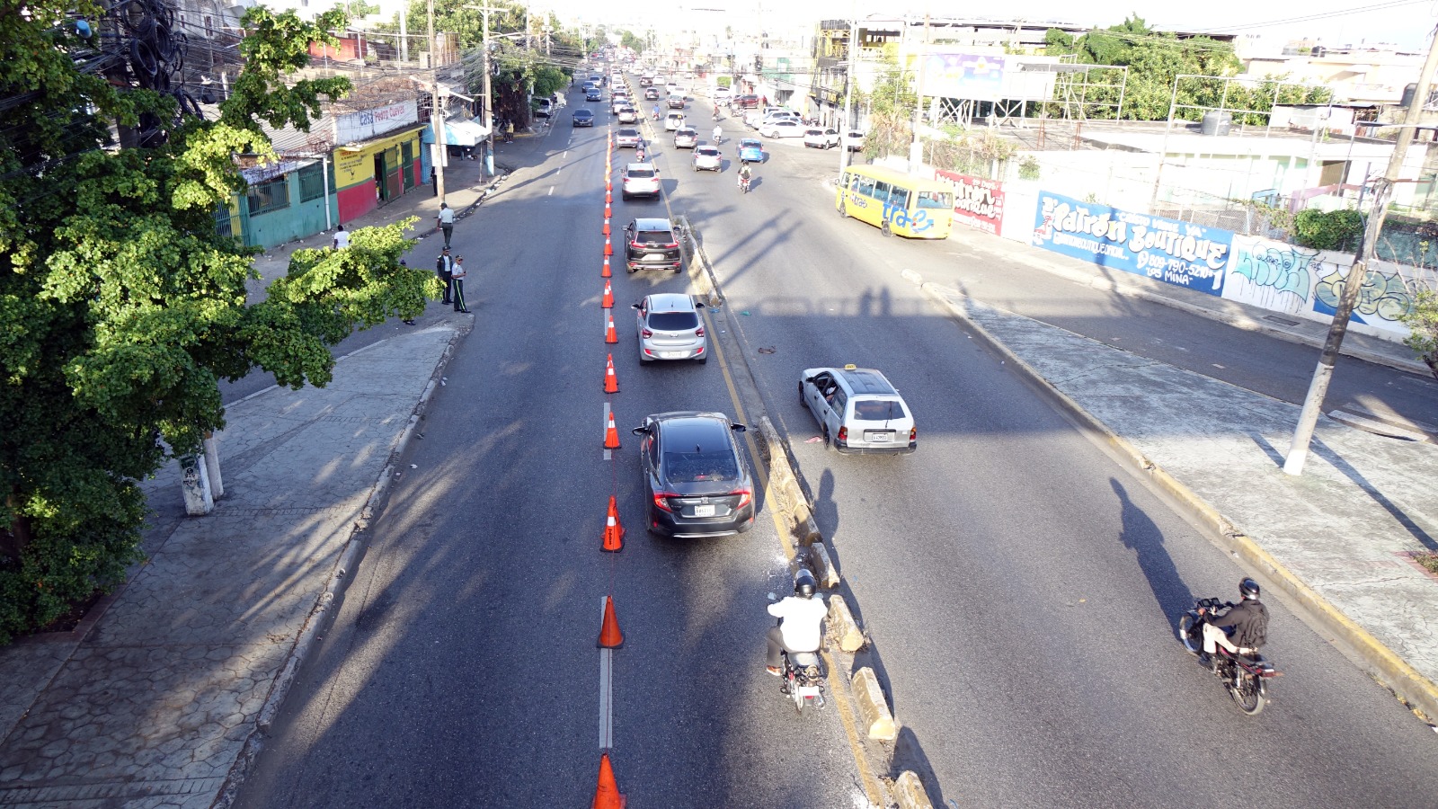 Extensión del contraflujo en la avenida Padre Castellanos continúa mejorando la circulación vehicular