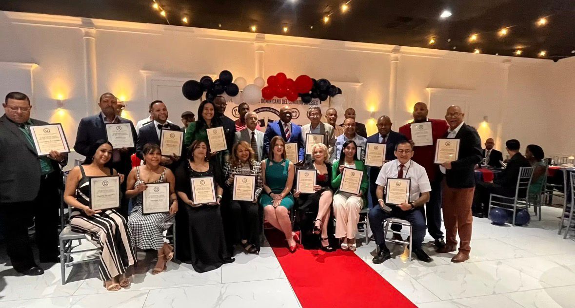 Desfile y Festival Cultural Dominicano del Condado de Essex reconoce a la prensa y anuncia dedicatoria a Santiago de los Caballeros para su edición 2026