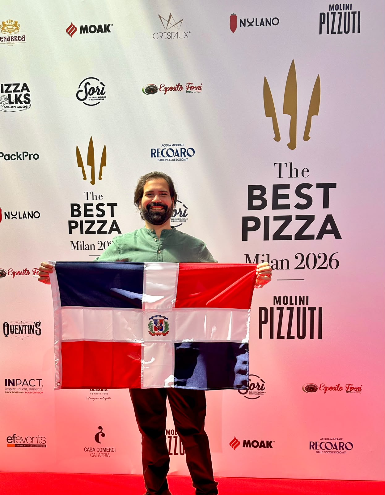 Francis Pena hace historia al convertirse en el primer dominicano entre los 100 mejores pizzaiolos del mundo