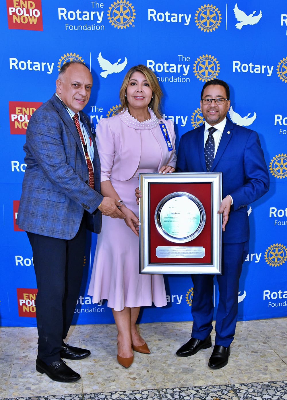 Club Rotario Santo Domingo Bella Vista presenta las Memorias del Año Rotario 2025-2026