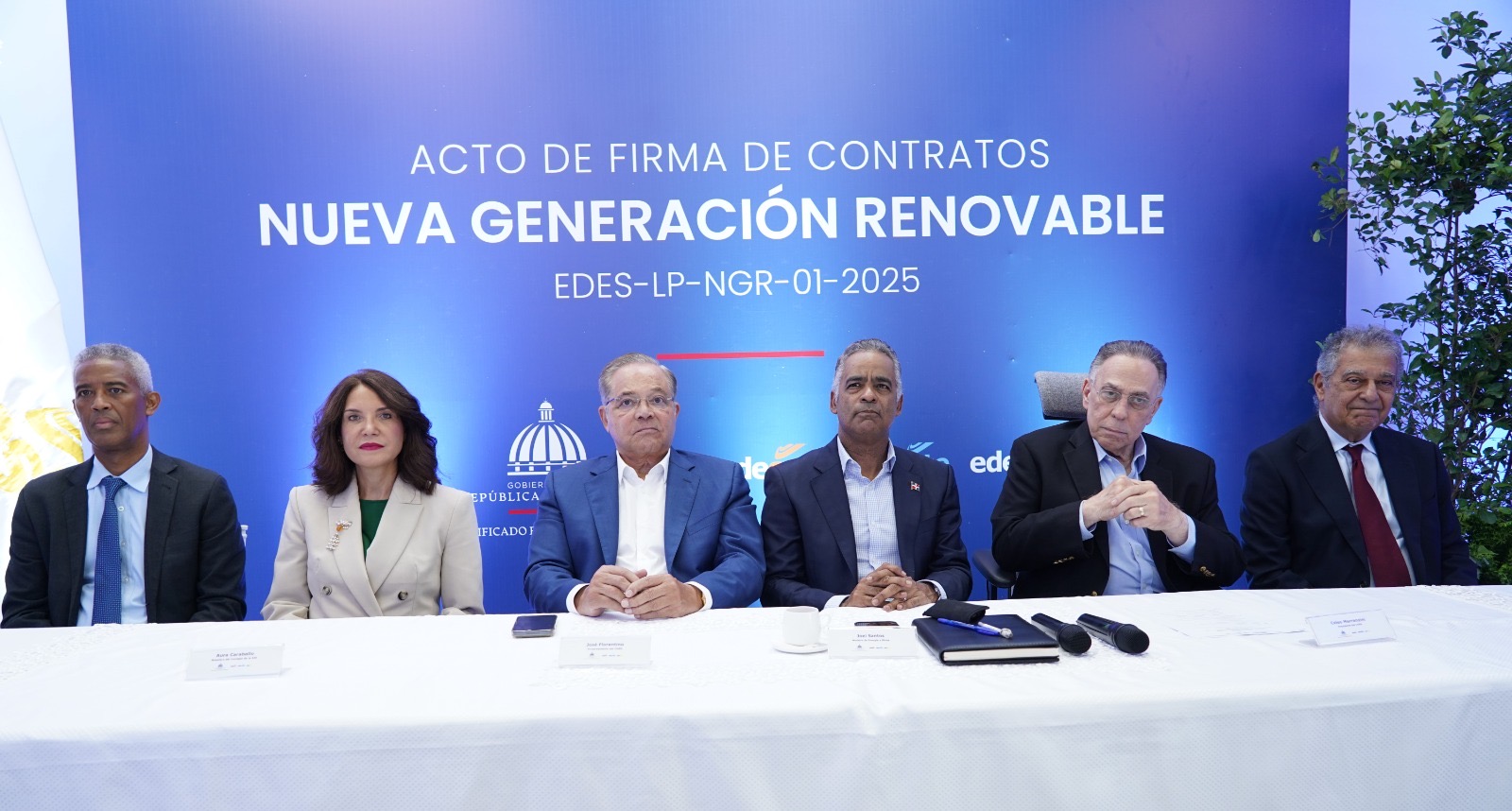 CUED marca un hito al adjudicar 325.69 MW de nueva capacidad de energía renovable con un respaldo del 50% en baterías