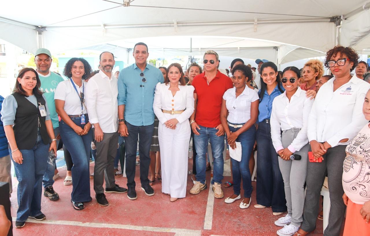 Supérate entrega segundo Bono de Emergencia a más de 500 familias afectadas por lluvias en Gaspar Hernández