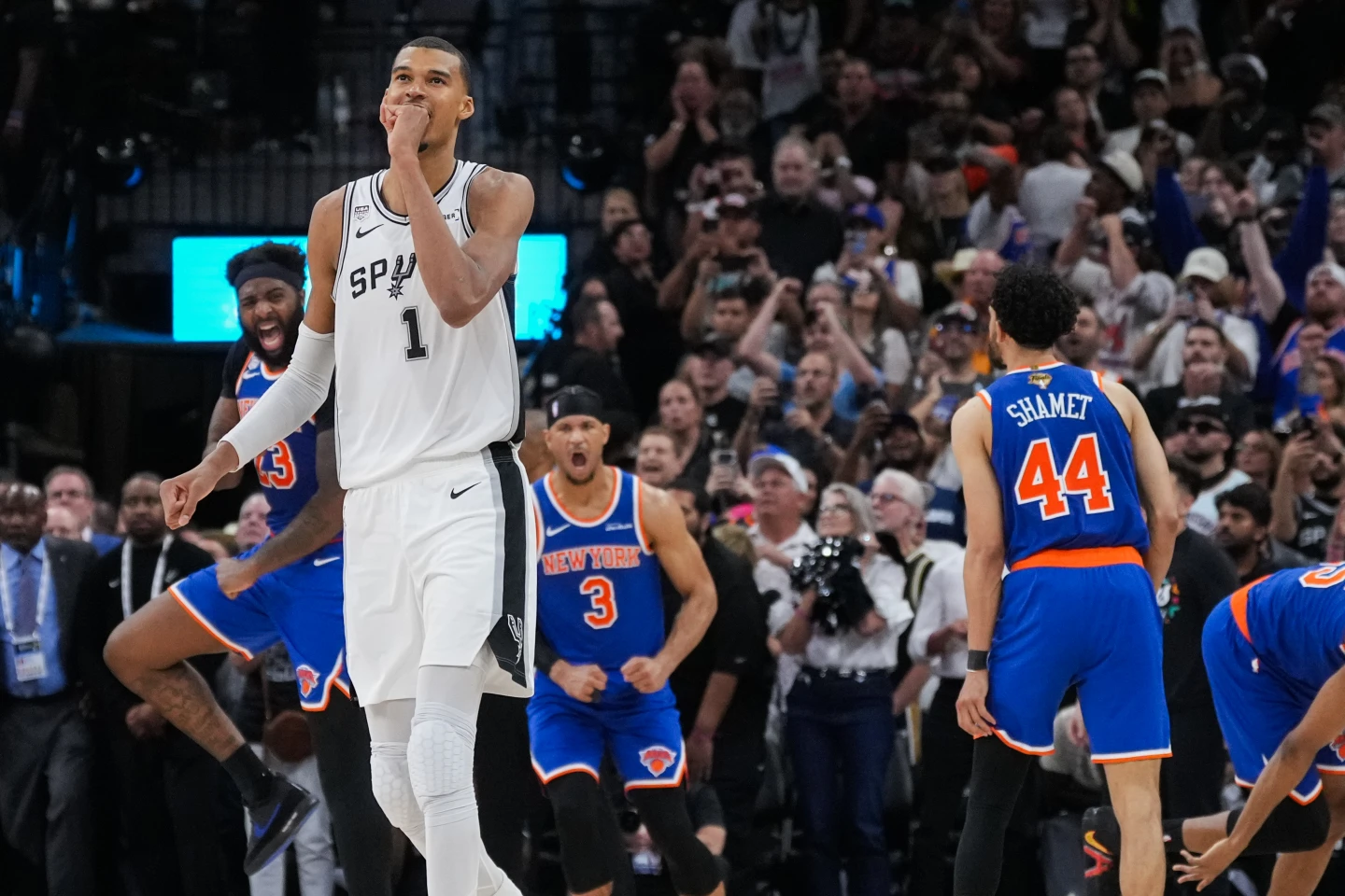 Una remontada para saborear, un final para olvidar. Wemby y los Spurs dejaron escapar el segundo partido de las Finales de la NBA.