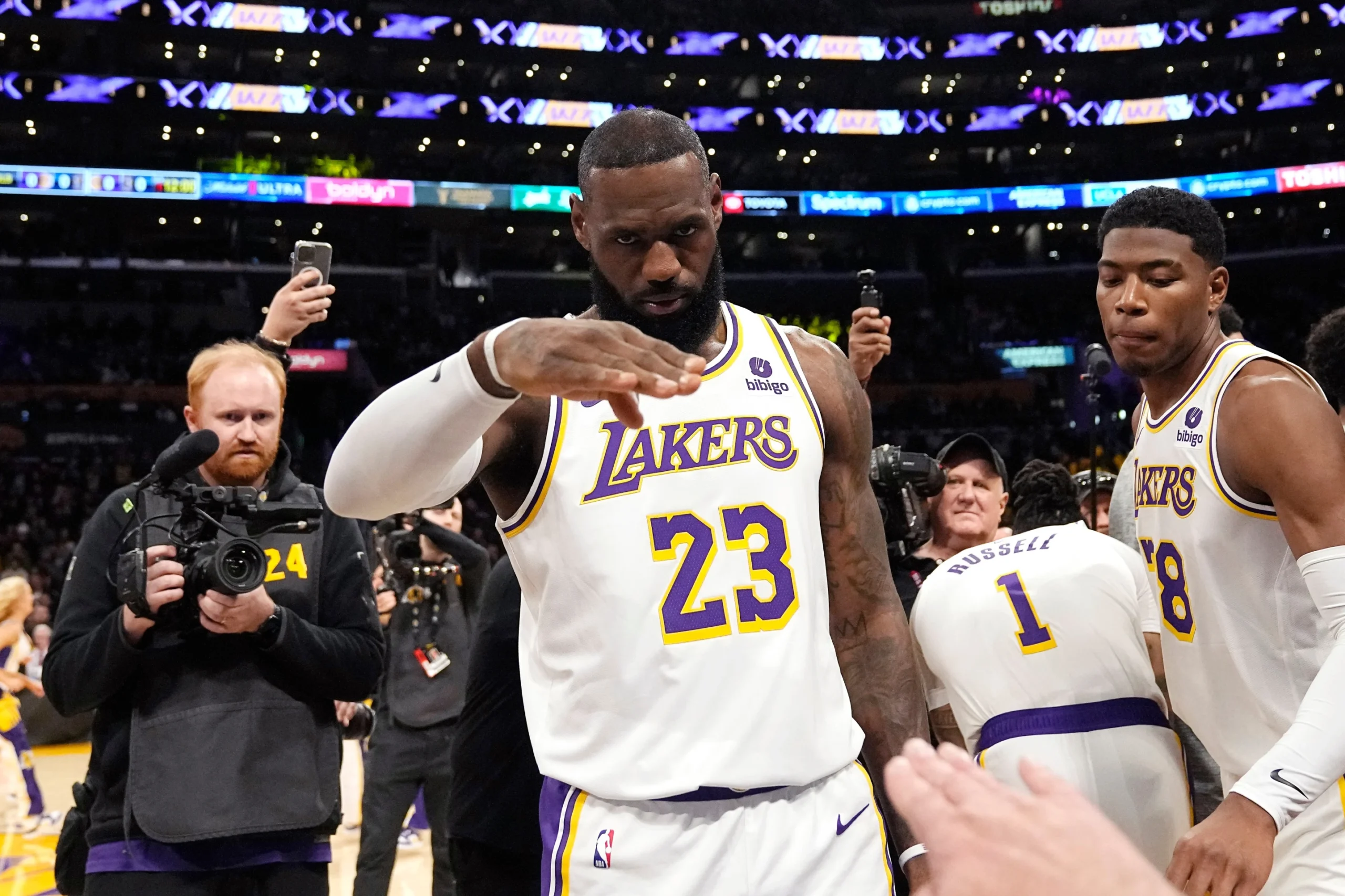 El martes comienza la agencia libre en la NBA, y LeBron James vuelve a tener todas las miradas puestas en él.