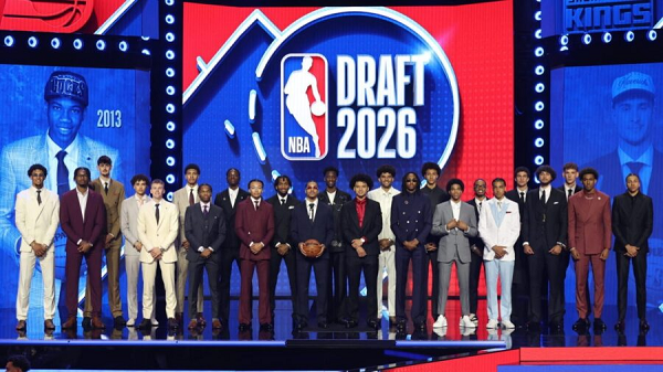 Yaxel Lendeborg es seleccionado en el puesto 11 del Draft de la NBA por los Warriors