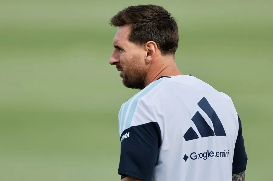 Despiden a la presentadora argentina que dio la noticia falsa de la muerte del padre de Messi