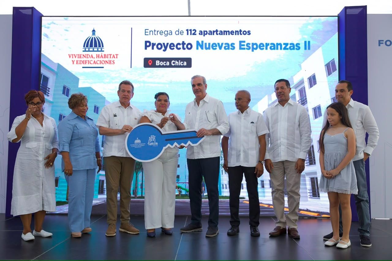 Presidente Abinader entrega 112 apartamentos en Boca Chica fortaleciendo el acceso a viviendas dignas Presidente Abinader entrega 112 apartamentos en Boca Chica fortaleciendo el acceso a viviendas dignas