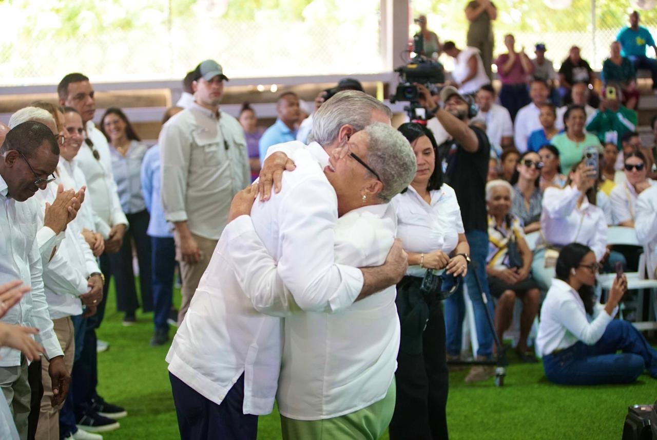 Presidente Abinader desarrollará jornada de inauguraciones de obras educativas, deportivas y turísticas en Samaná este fin de semana Presidente Abinader desarrollará jornada de inauguraciones de obras educativas, deportivas y turísticas en Samaná este fin de semana