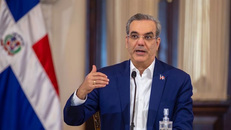 Luis Abinader declara el 3 de junio como Día Nacional del Físico mediante el Decreto 454-26