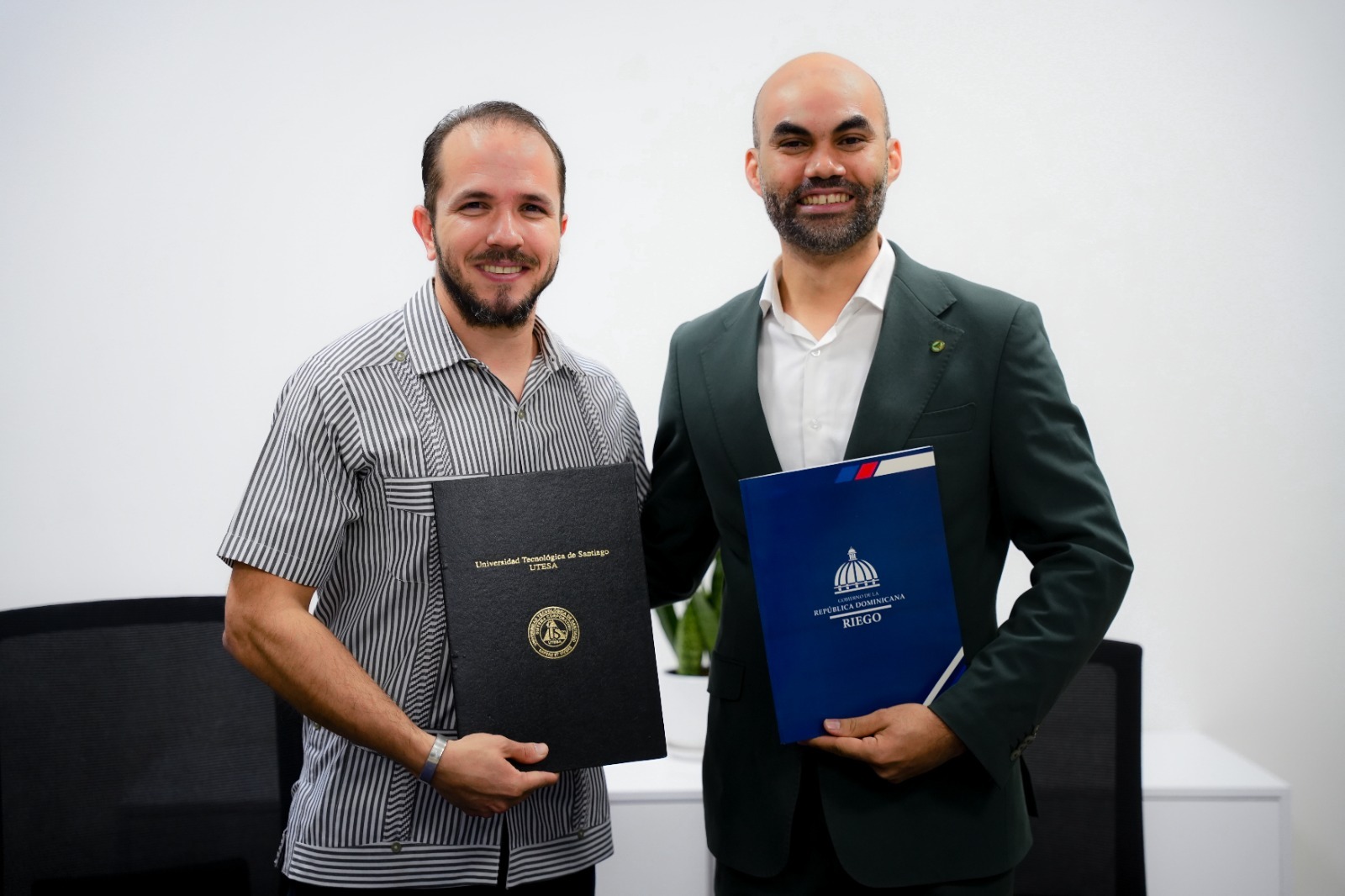 Tecnificación Nacional de Riego y UTESA firman alianza para la innovación y la agricultura sostenible Tecnificación Nacional de Riego y UTESA firman alianza para la innovación y la agricultura sostenible