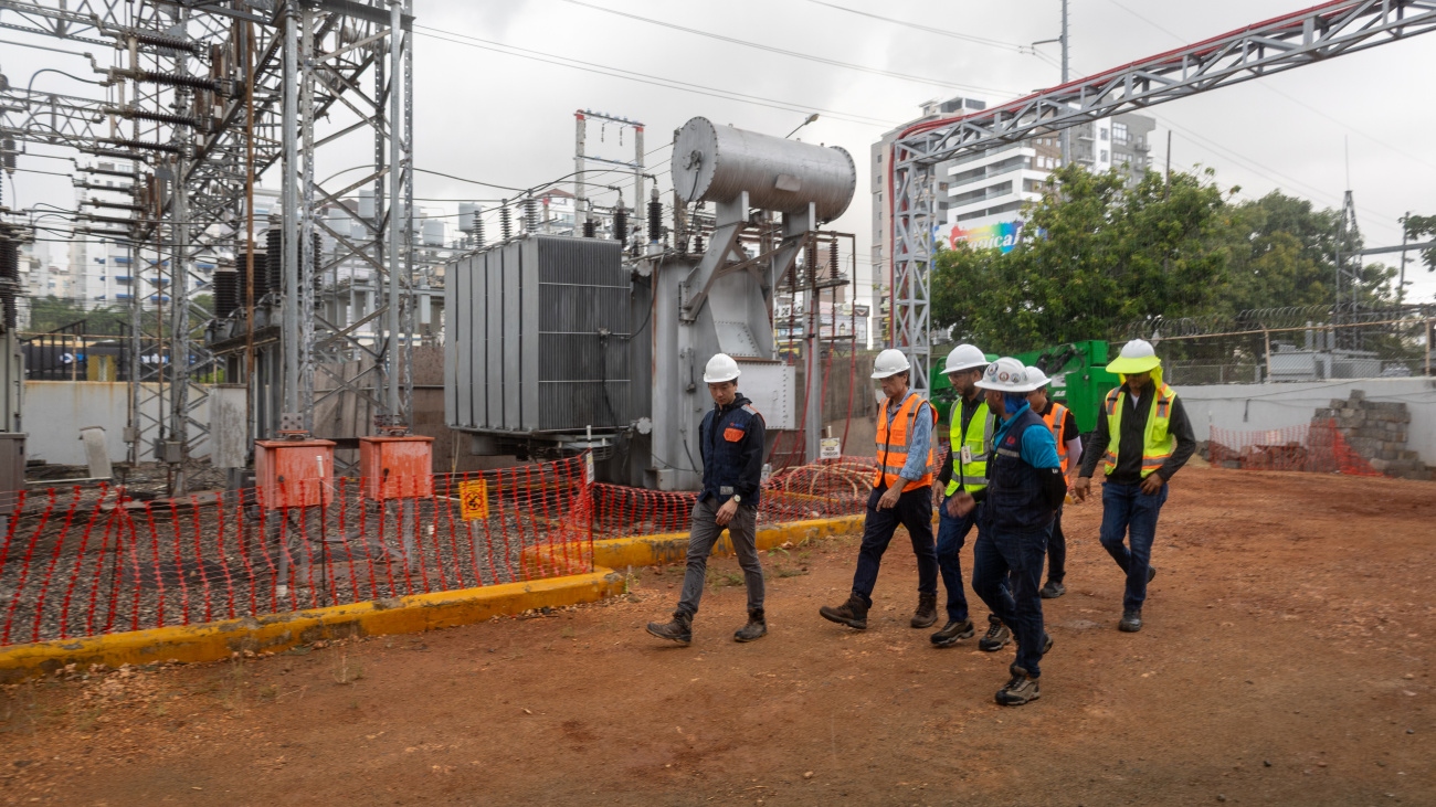 Modernización de subestaciones en el Distrito Nacional fortalecerá servicio eléctrico a más de 63,000 clientes Modernización de subestaciones en el Distrito Nacional fortalecerá servicio eléctrico a más de 63,000 clientes