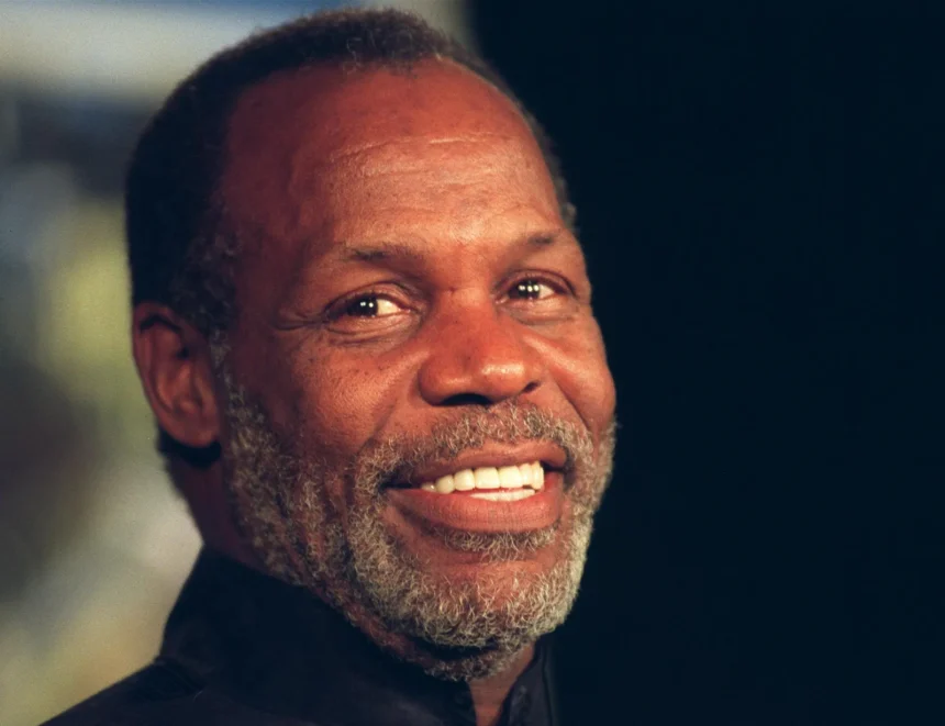 El actor Danny Glover habla sobre el alzheimer que padece: «La vida sigue El actor Danny Glover habla sobre el alzheimer que padece: «La vida sigue