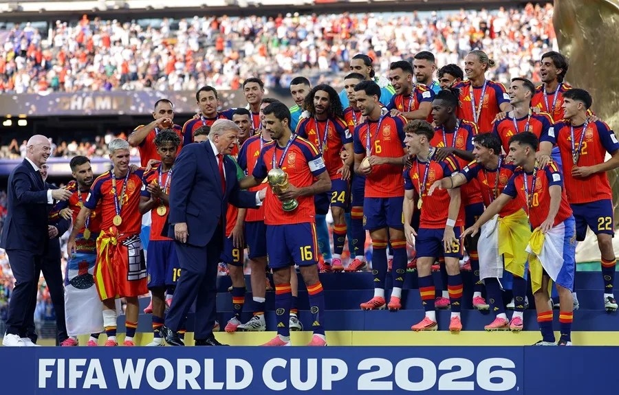 Trump e Infantino entregan la Copa Mundial 2026 a una España extasiada en Nueva York Trump e Infantino entregan la Copa Mundial 2026 a una España extasiada en Nueva York