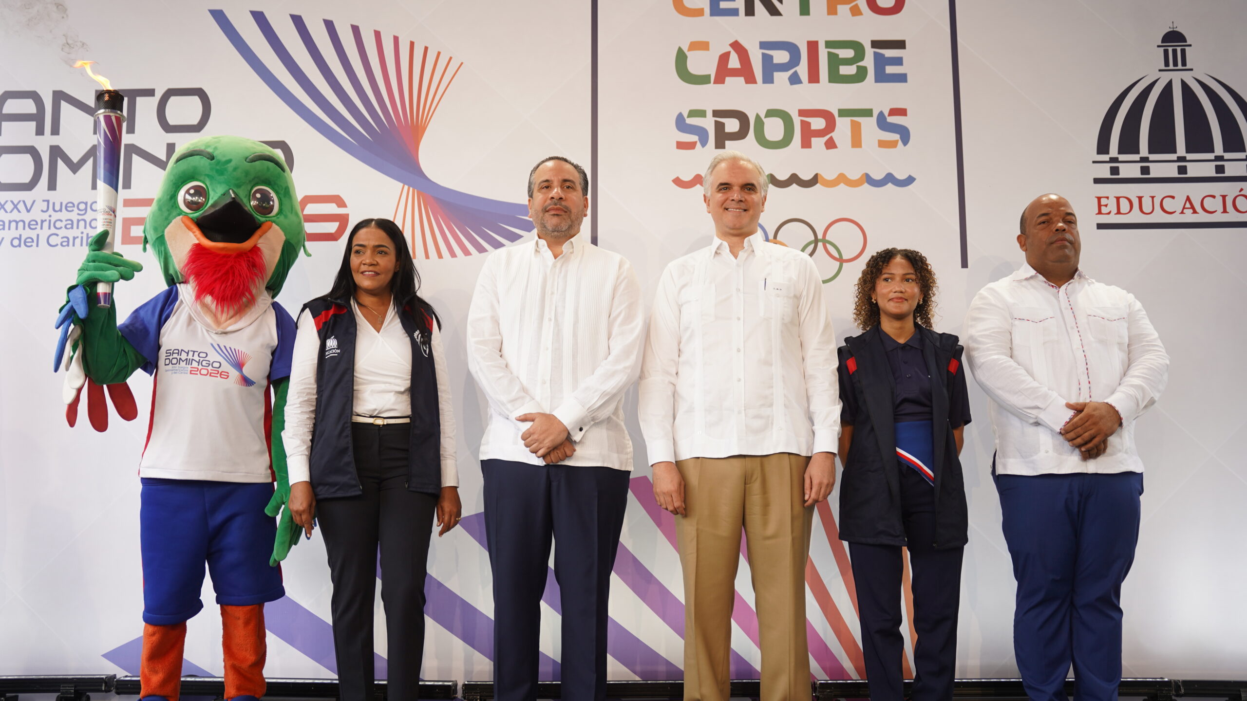 INEFI y MINERD reciben con fervor la antorcha de los XXV Juegos Deportivos Centroamericanos y del Caribe Santo Domingo 2026 INEFI y MINERD reciben con fervor la antorcha de los XXV Juegos Deportivos Centroamericanos y del Caribe Santo Domingo 2026