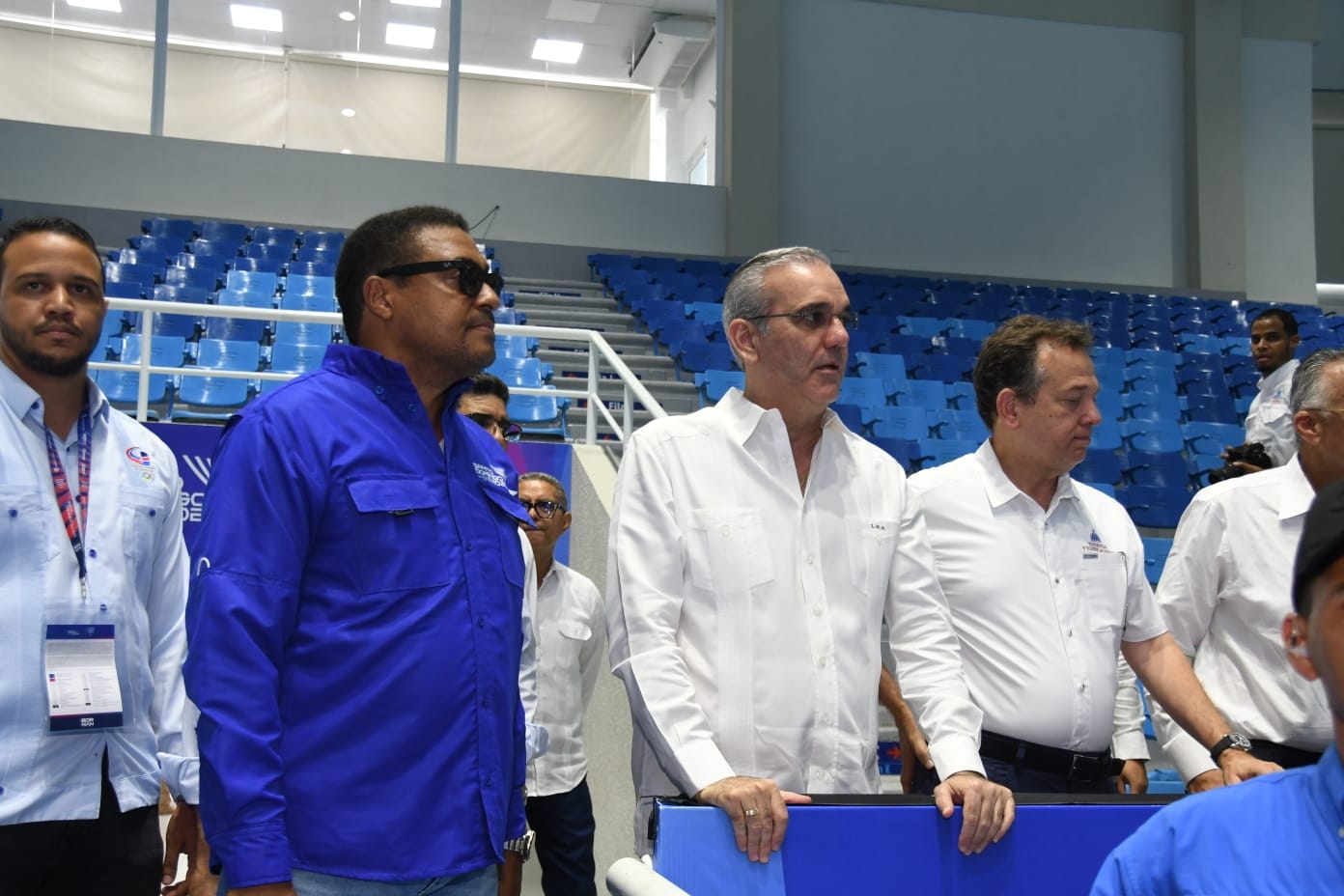 Presidente Luis Abinader propone conformar voluntariados para cuidar instalaciones deportivas