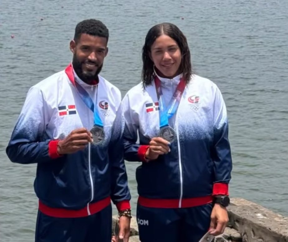 Vásquez y Simó, plata en doble par mixto del remo
