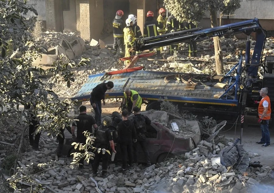 Rusia lanza un nuevo ataque masivo contra Ucrania con 70 misiles y 280 drones que causa 8 muertos Rusia lanza un nuevo ataque masivo contra Ucrania con 70 misiles y 280 drones que causa 8 muertos