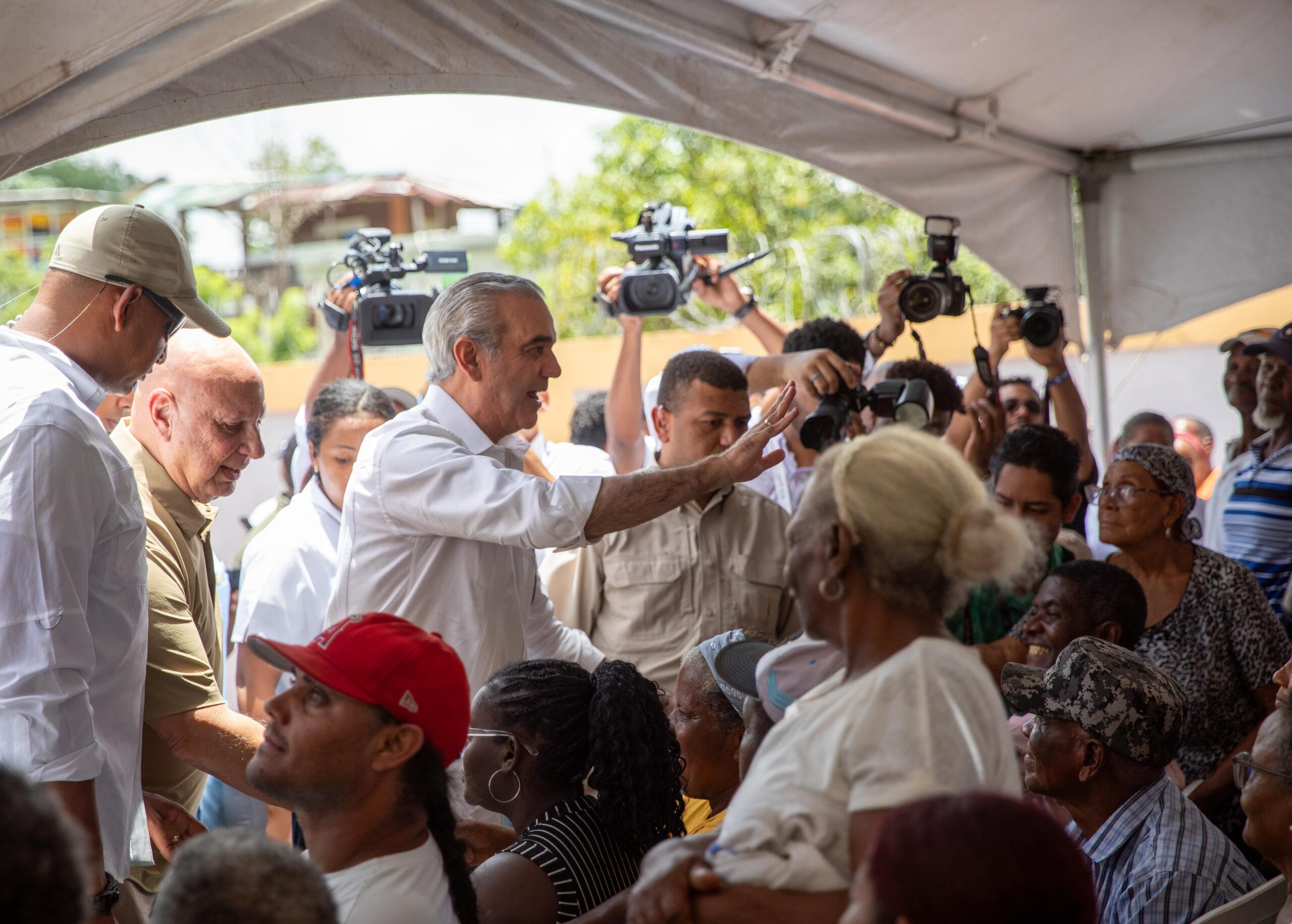 Presidente Abinader destaca transformación de Samaná con nuevas obras, titulación de terrenos e inclusión social
