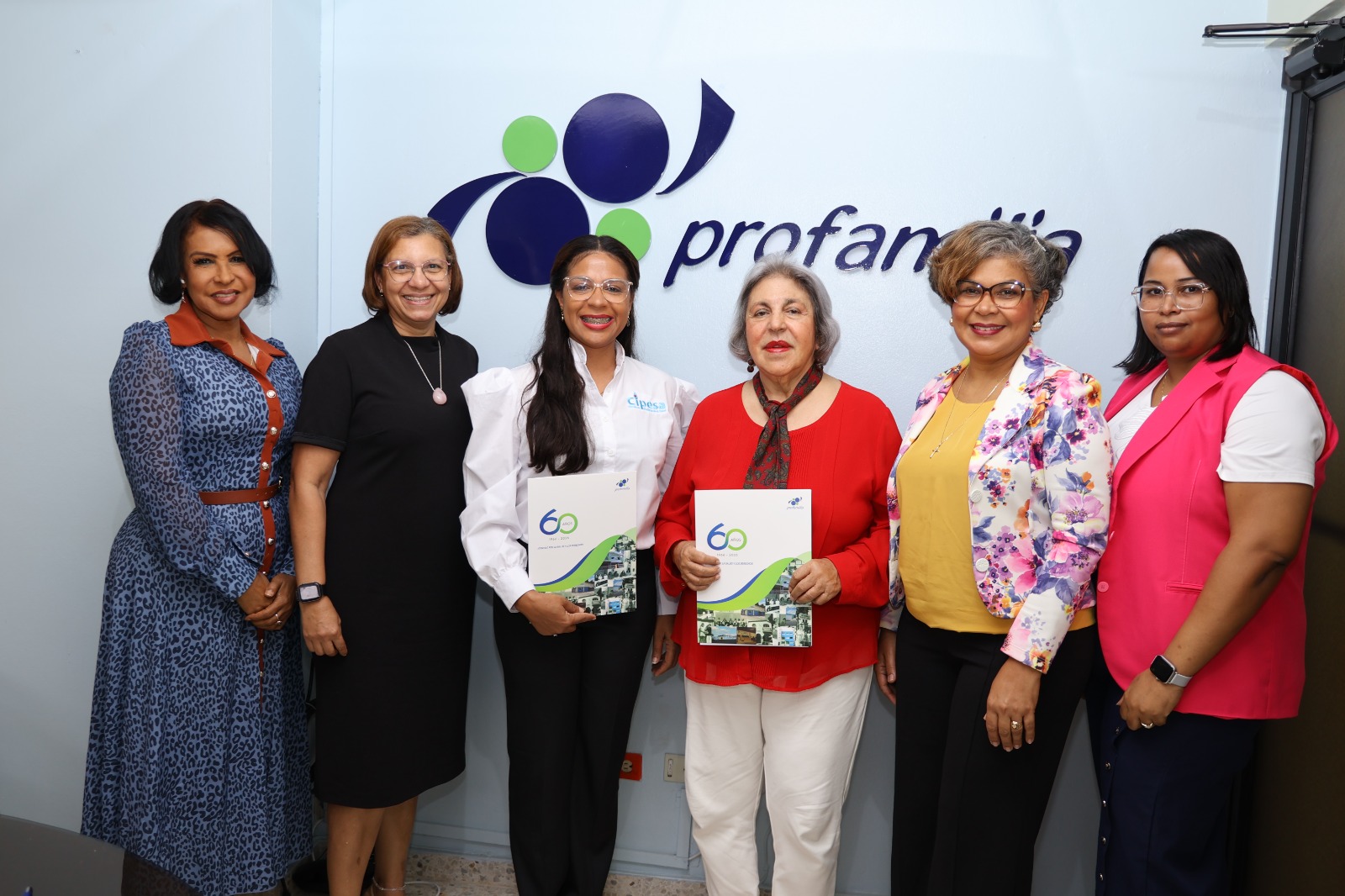 Profamilia y CIPESA firman acuerdo para realizar la quinta edición del Premio Nacional  de periodismo en Salud Raphy Durán