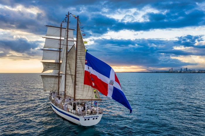Buque escuela de la Armada regresa al país tras completar crucero internacional de instrucción