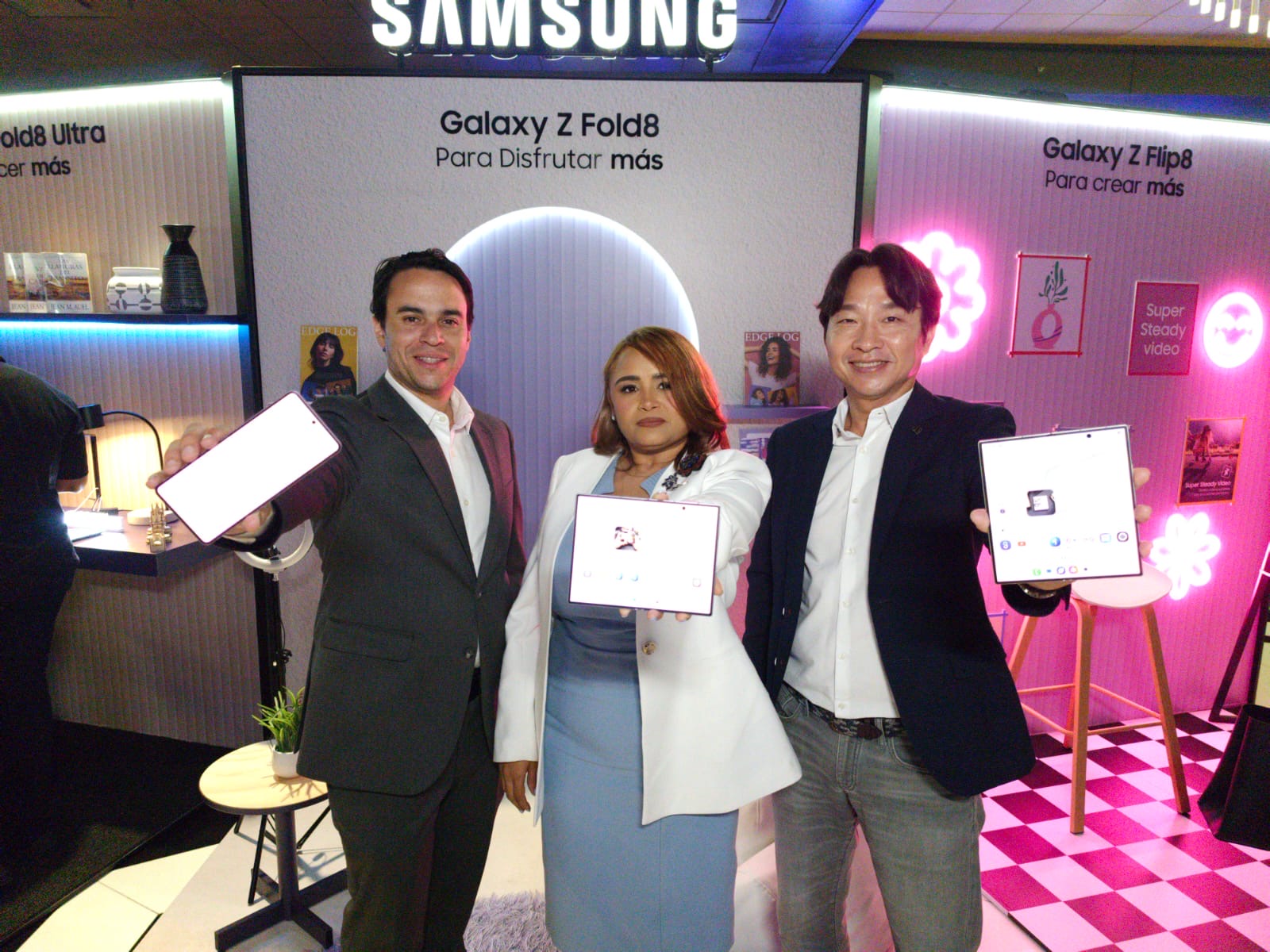 La nueva serie Galaxy Z y los Galaxy Watch Ultra2 y Galaxy Watch9 inauguran una experiencia más inteligente, personalizada y conectada para trabajar, crear, cuidar la salud y disfrutar el día a día