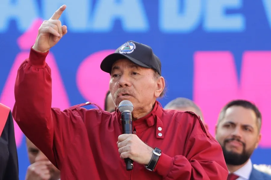 Nicaragua envía a su casa al obispo emérito Juan Abelardo Mata luego de que EE.UU. exigiera su liberación