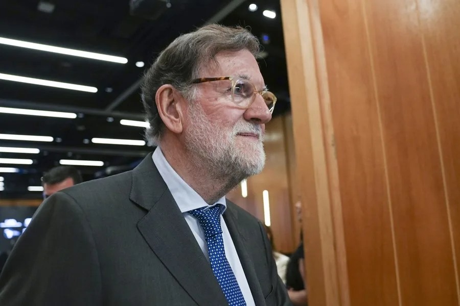 París considera «absolutamente inaceptables» las palabras de Rajoy sobre la selección francesa