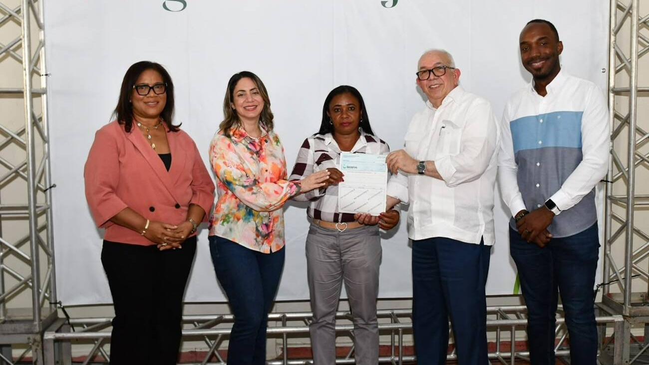 Gobierno amplía a RD 250 millones programa de préstamos a mujeres campesinas para proyectos agroindustriales