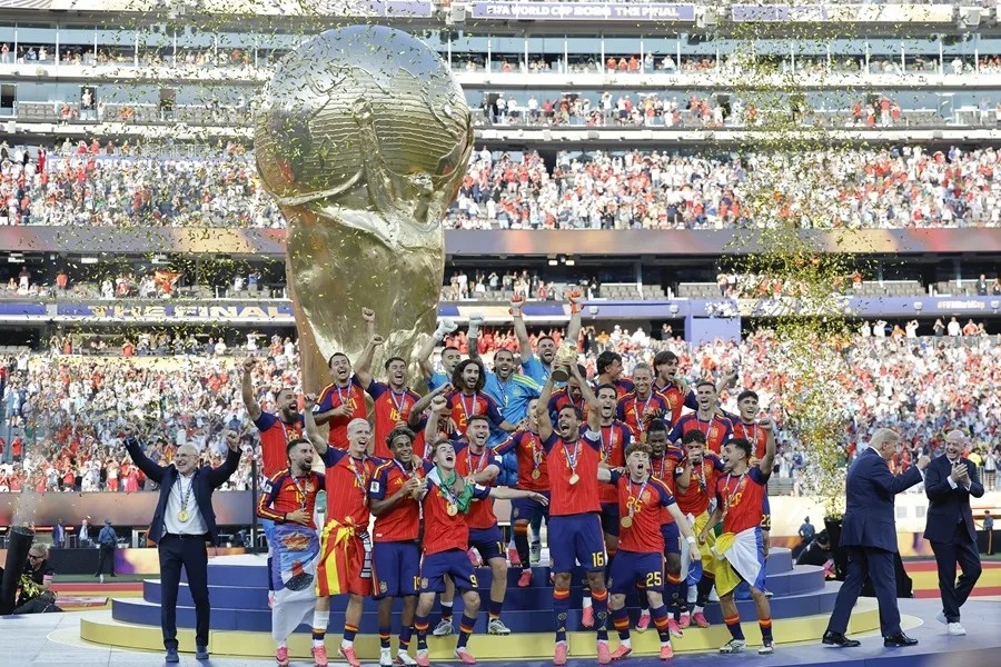 España logra su segundo Mundial 16 años después España logra su segundo Mundial 16 años después