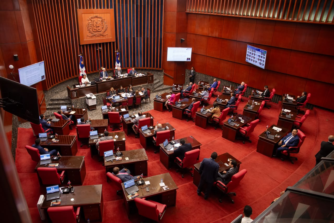 Reforma al Código Penal incluiría cambios en salud, libertad de expresión y ultraje