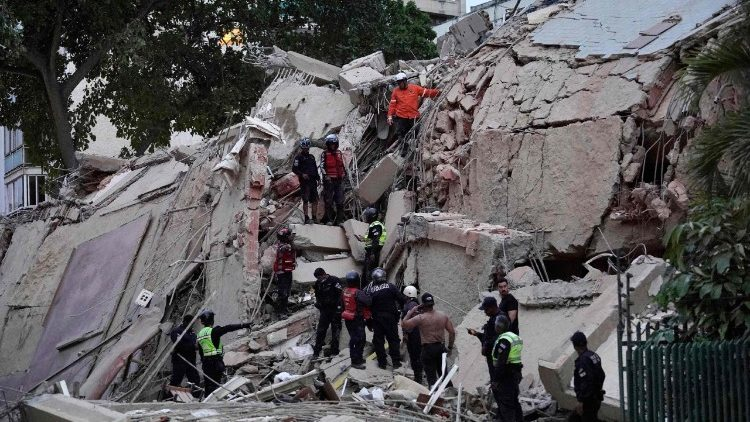 Una semana del doble terremoto de Venezuela en cifras