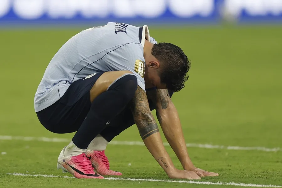 Valverde asume «por completo la responsabilidad» tras la eliminación de Uruguay