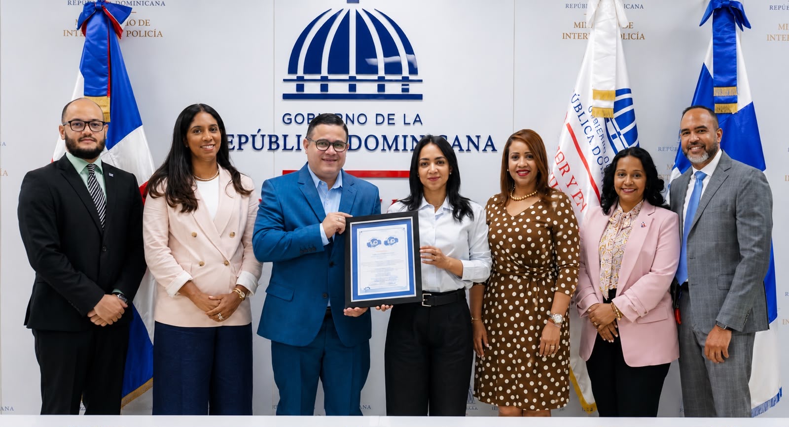 INDOCAL entrega al Ministerio de Interior y Policía recertificación ISO de Calidad y actualización Antisoborno