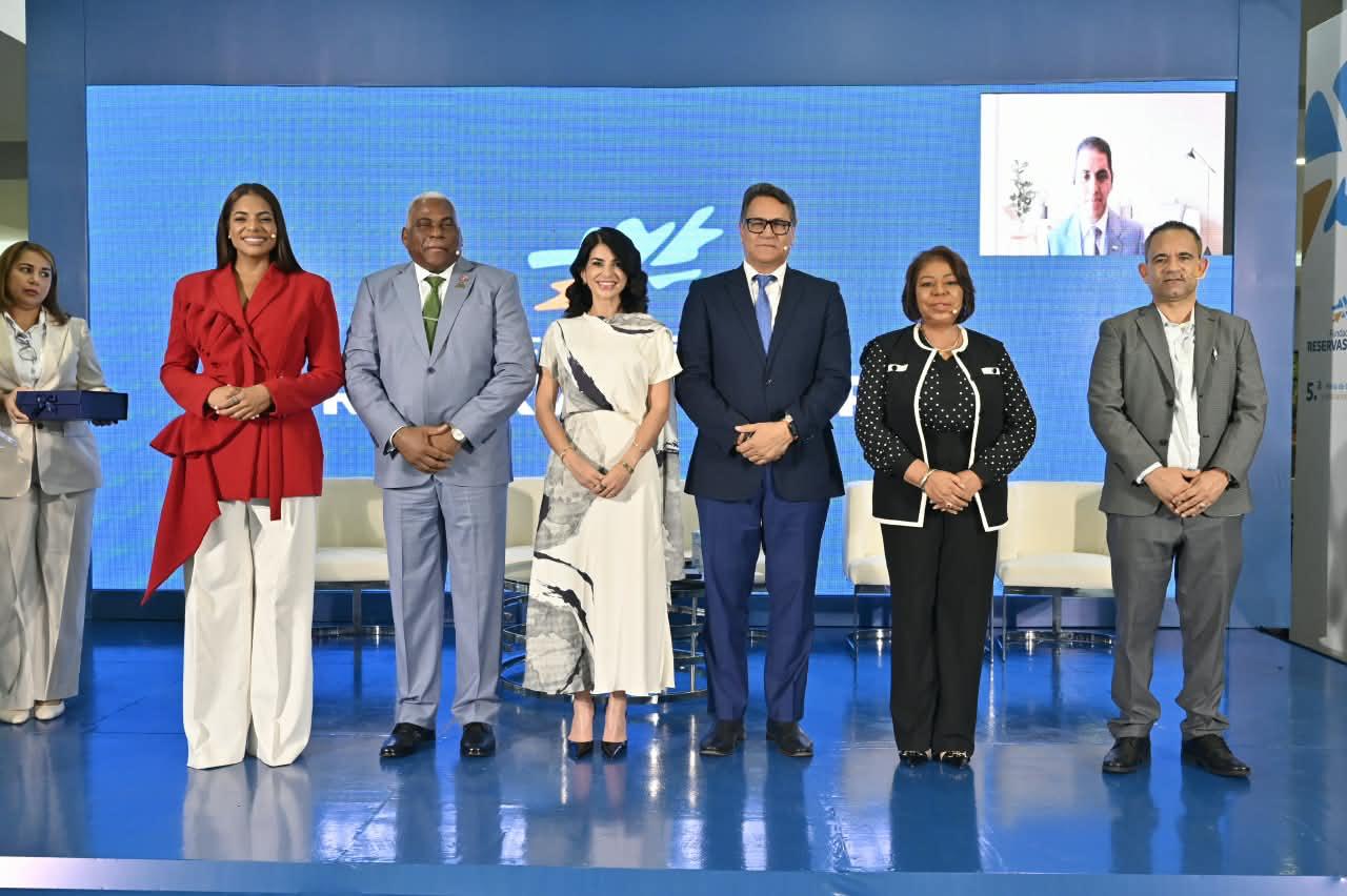 Fundación Reservas del País inaugura la 5.ª Feria de Cooperativas y Asociaciones Aliadas de Santo Domingo Fundación Reservas del País inaugura la 5.ª Feria de Cooperativas y Asociaciones Aliadas de Santo Domingo