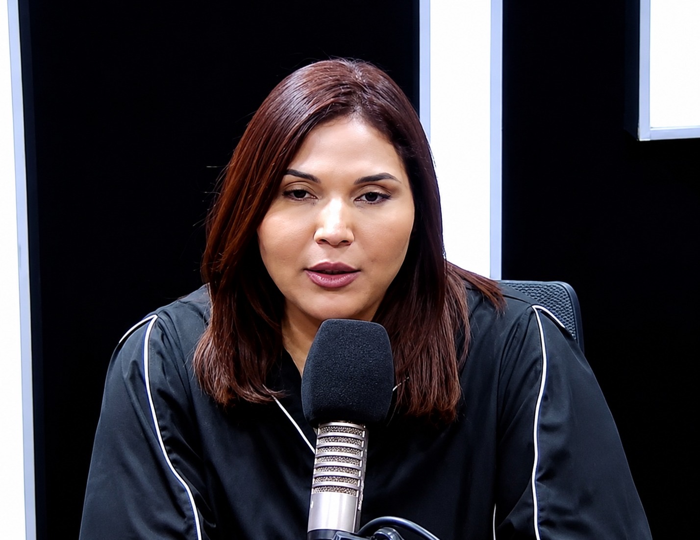 Mónica Villafaña llama a agilizar el proceso de registro de sociedades comerciales