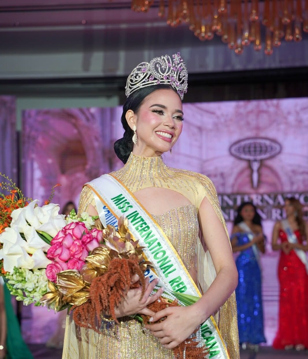 Paola Michelle es coronada Miss International República Dominicana 2026