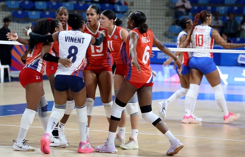 Cuba entrena con miras al Campeonato Norceca de Voleibol femenino