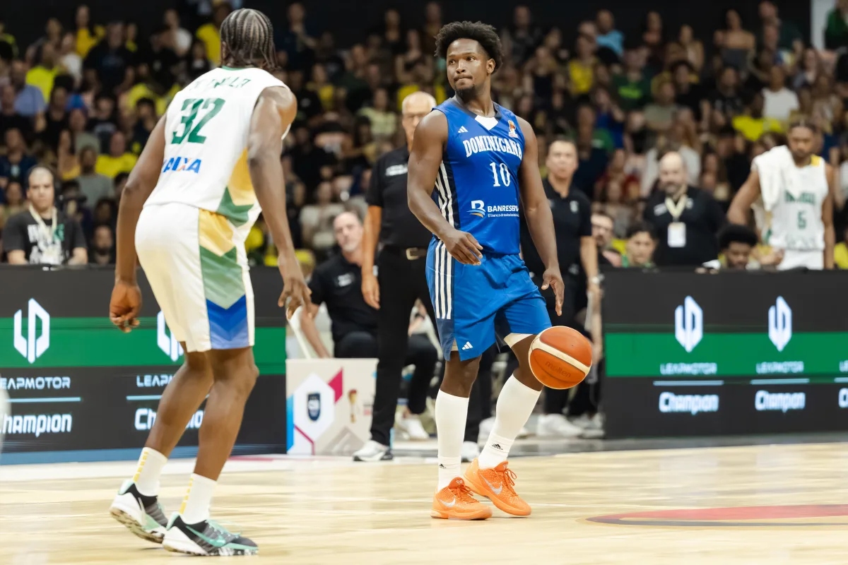 Jean Montero y Andrés Féliz comandan triunfo de selección dominicana de baloncesto sobre similar de Brasil Jean Montero y Andrés Féliz comandan triunfo de selección dominicana de baloncesto sobre similar de Brasil