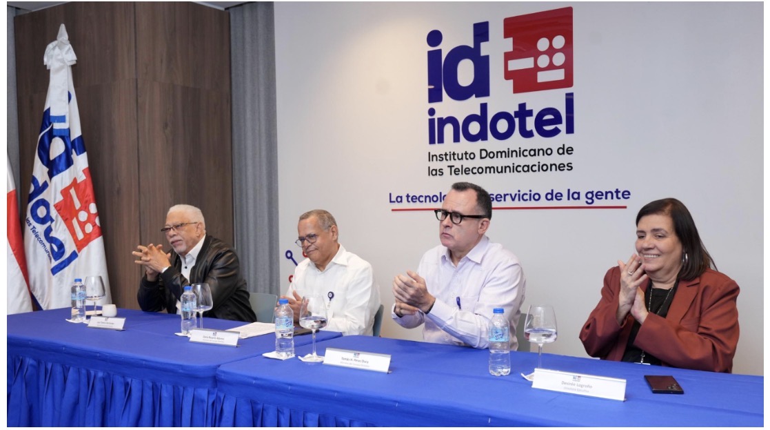 Indotel presenta propuesta de nueva Ley de Telecomunicaciones para modernizar el sector Indotel presenta propuesta de nueva Ley de Telecomunicaciones para modernizar el sector
