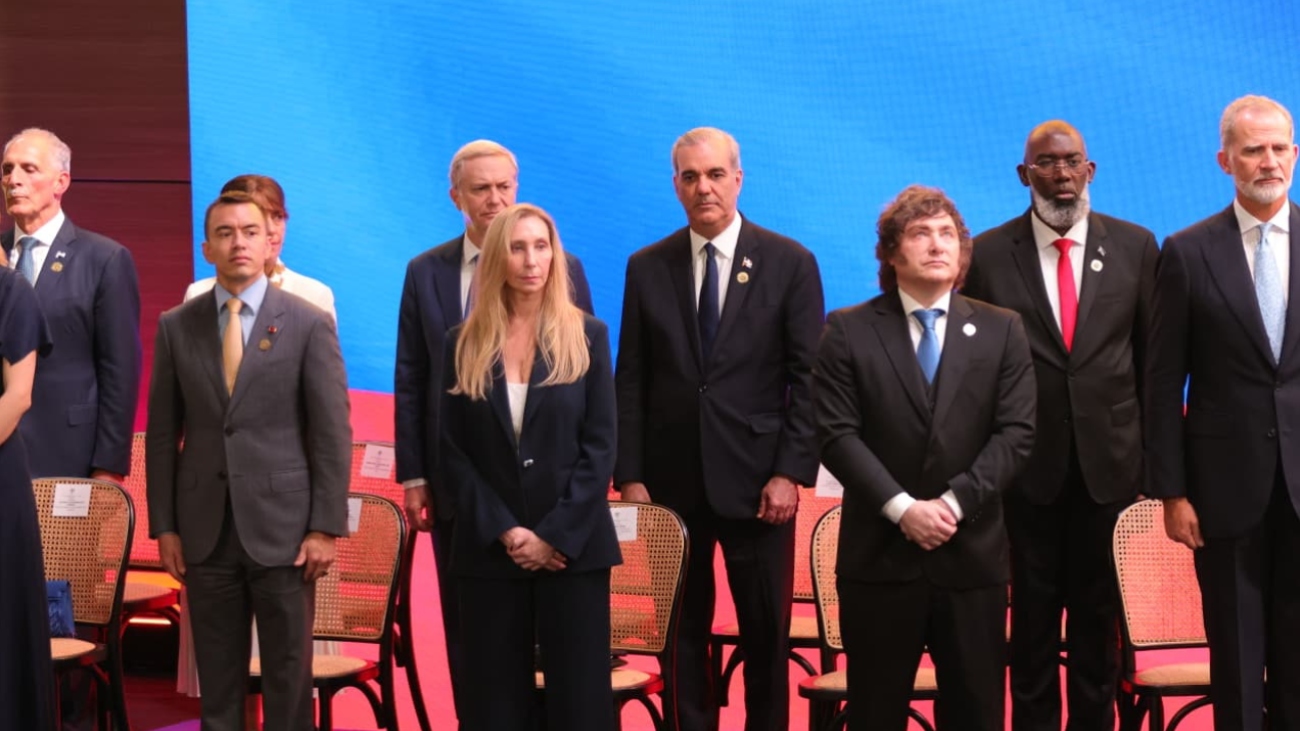 Presidente Abinader concluye agenda en Colombia y sale hacia la República Dominicana tras toma de posesión de Abelardo de la Espriella Presidente Abinader concluye agenda en Colombia y sale hacia la República Dominicana tras toma de posesión de Abelardo de la Espriella