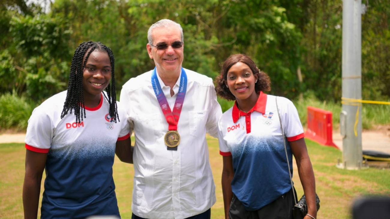 Presidente Luis Abinader es reconocido por su visión y aportes al éxito de los XXV Juegos Centroamericanos y del Caribe Santo Domingo 2026