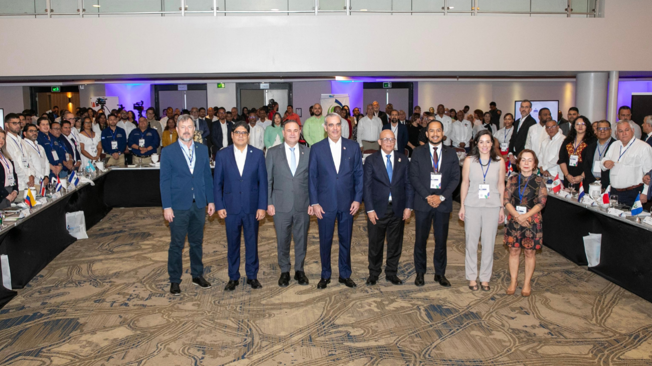 Rodrigo Castañeda, representante de la FAO, felicita a la República Dominicana por alcanzar la meta de Hambre Cero