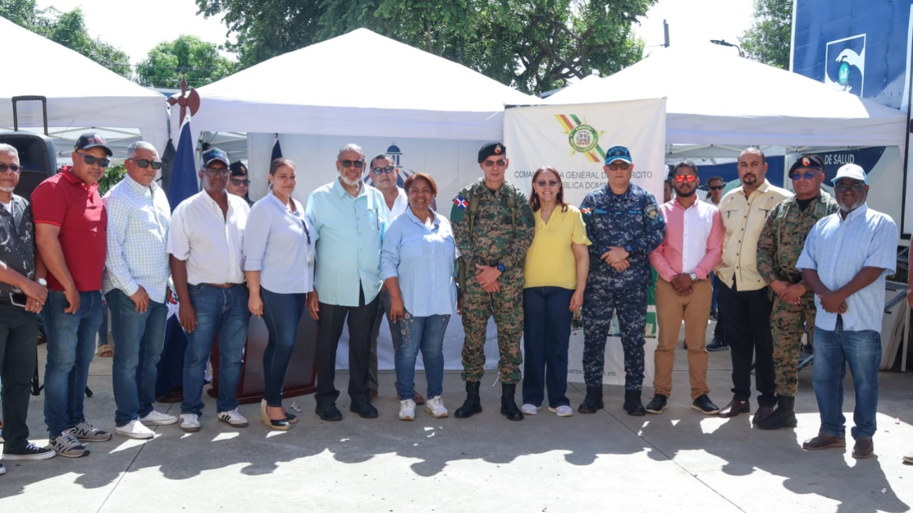 Desarrollo de la Comunidad y Ejército RD realizan jornada asistencial en San Juan Desarrollo de la Comunidad y Ejército RD realizan jornada asistencial en San Juan