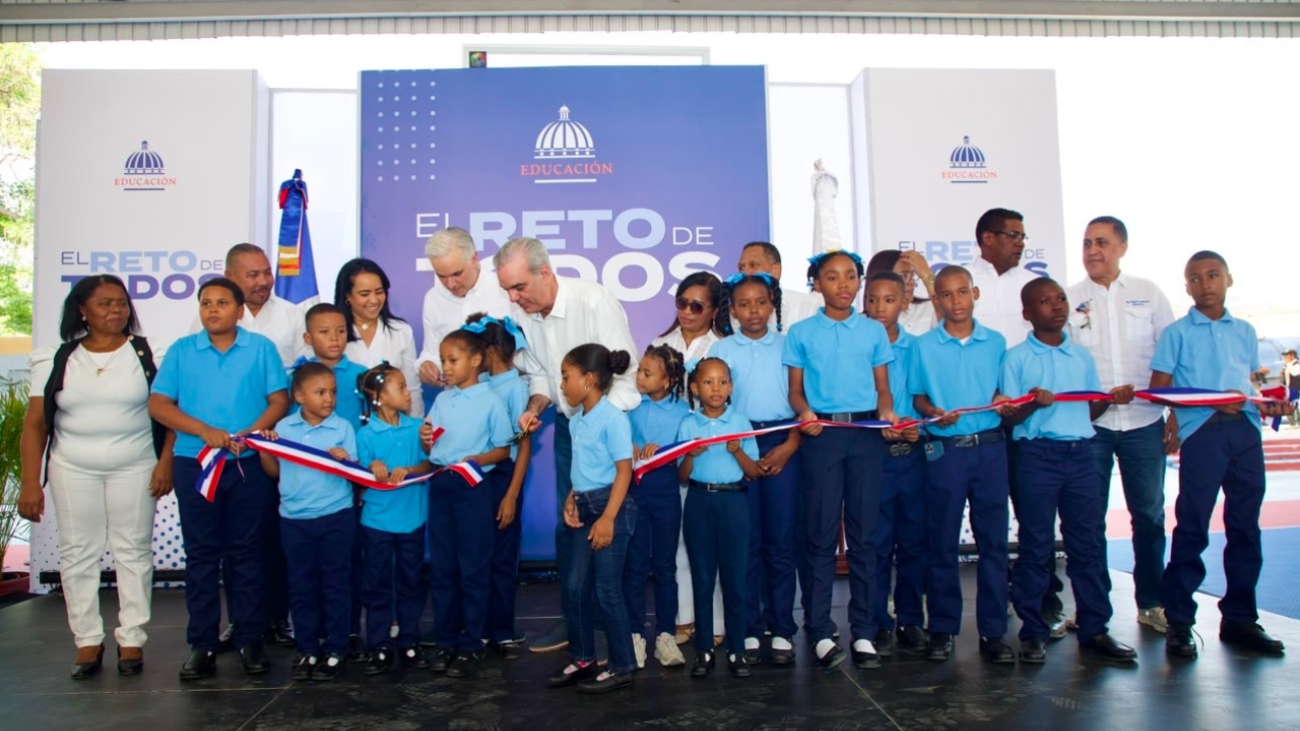 Desde Jimaní, el presidente Abinader convoca a toda la comunidad educativa a iniciar el lunes el año escolar