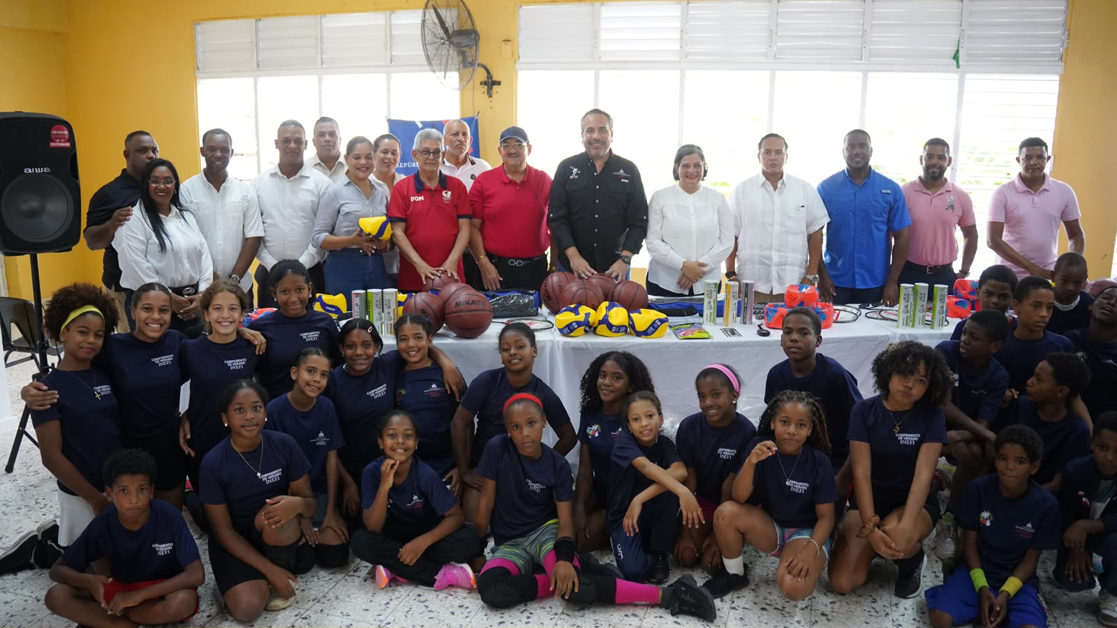 INEFI reactiva su Gran Gira Nacional de Entrega de Utilería Deportiva y Canchas Remozadas en Hato Mayor