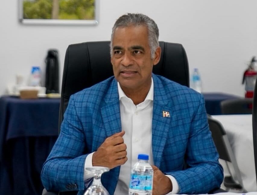 Joel Santos: “No tenemos planes de incrementar la tarifa eléctrica”