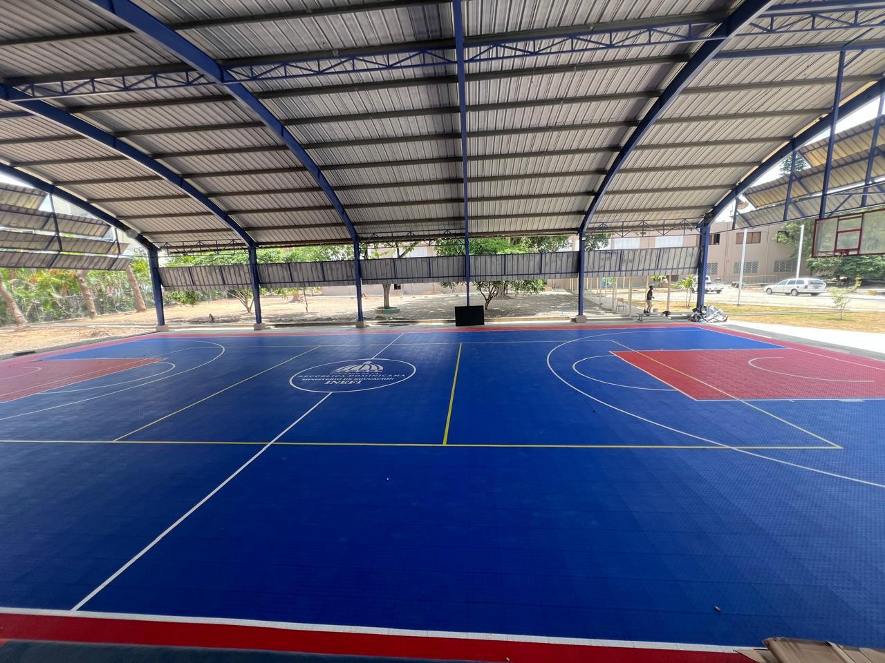 INEFI transforma el polideportivo del Politécnico Nuestra Señora de las Mercedes previo al inicio del año escolar 2026-2027